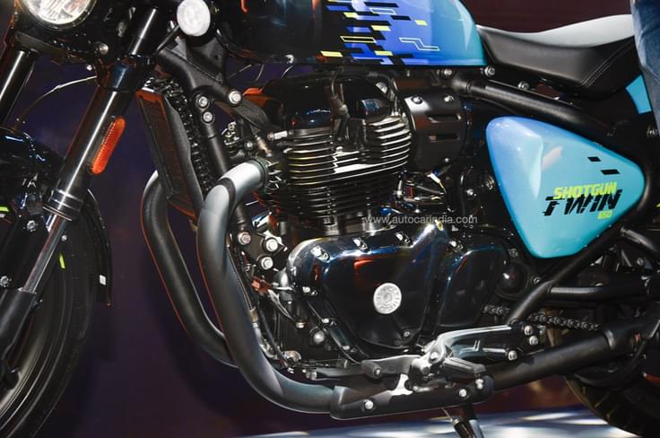 The engine is shared with the Super Meteor 650 and expect output figures to be in the same ballpark. The engine is shared with the Super Meteor 650 and expect output figures to be in the same ballpark.